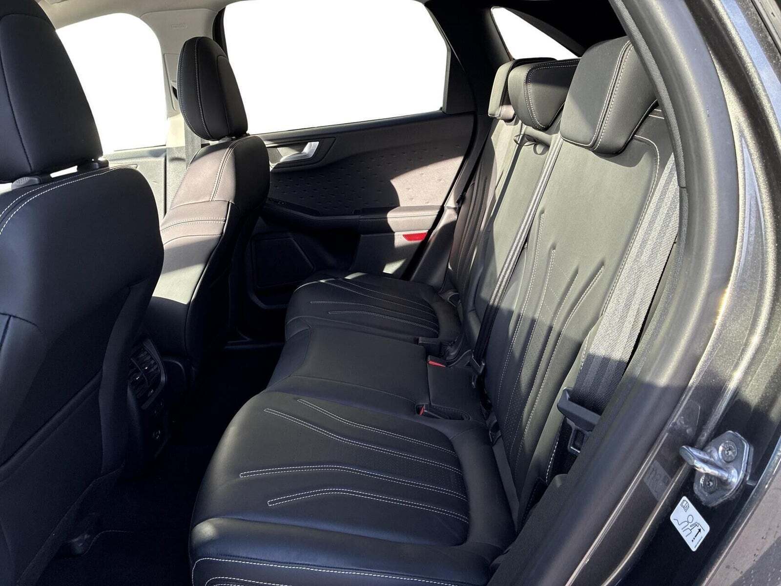 Ford Kuga 2,5 PHEV Vignale CVT