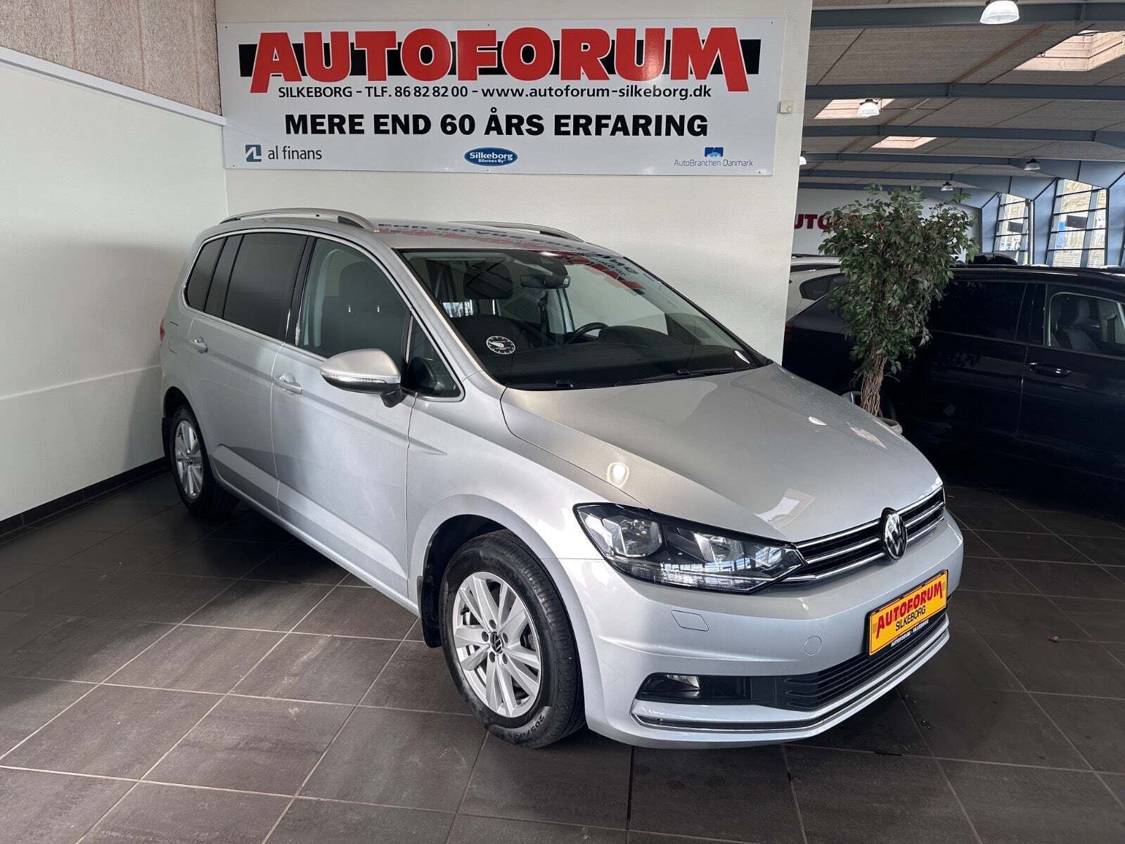 VW Touran 1,5 TSi 150 Highline DSG Van