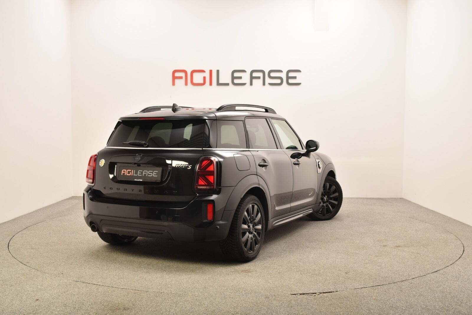 Sort Mini Countryman Cooper SE fra 2021