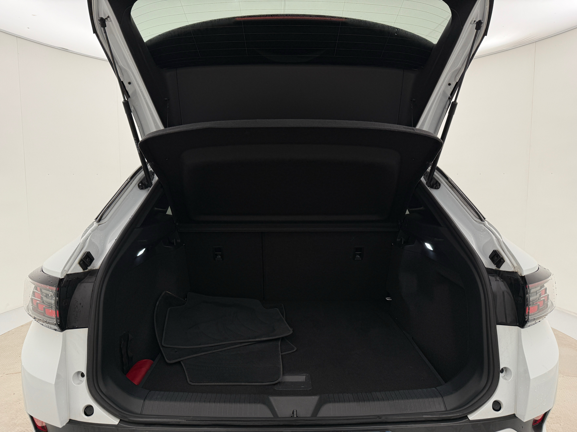 Hvid VW ID.4 fra 2022