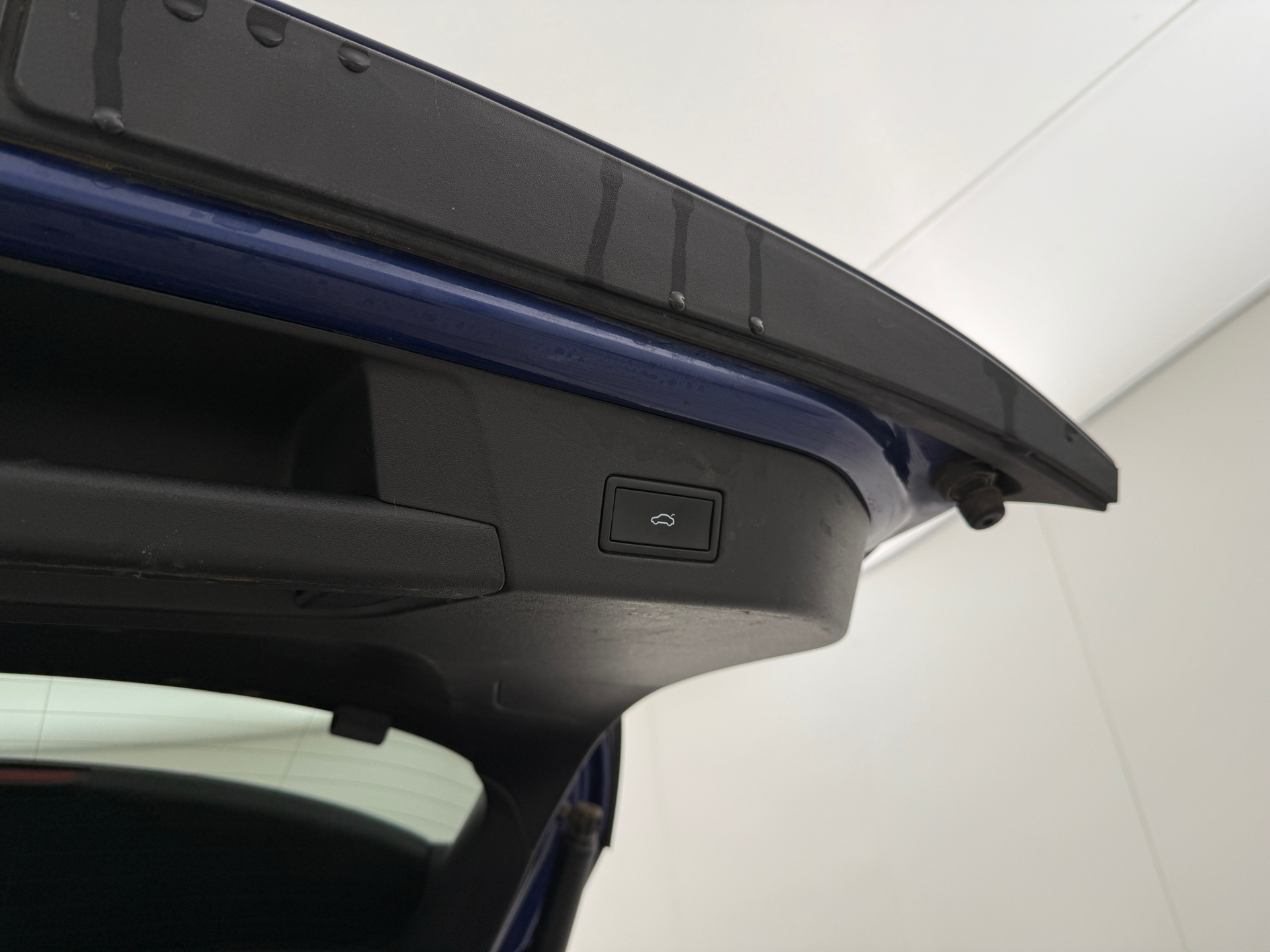 Blå VW ID.4 fra 2021