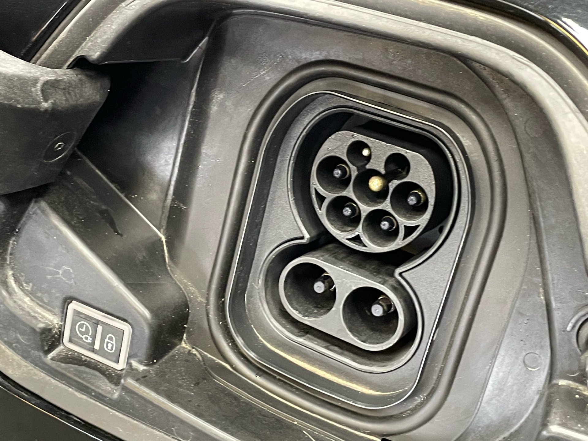 Sort Opel Corsa-e fra 2023