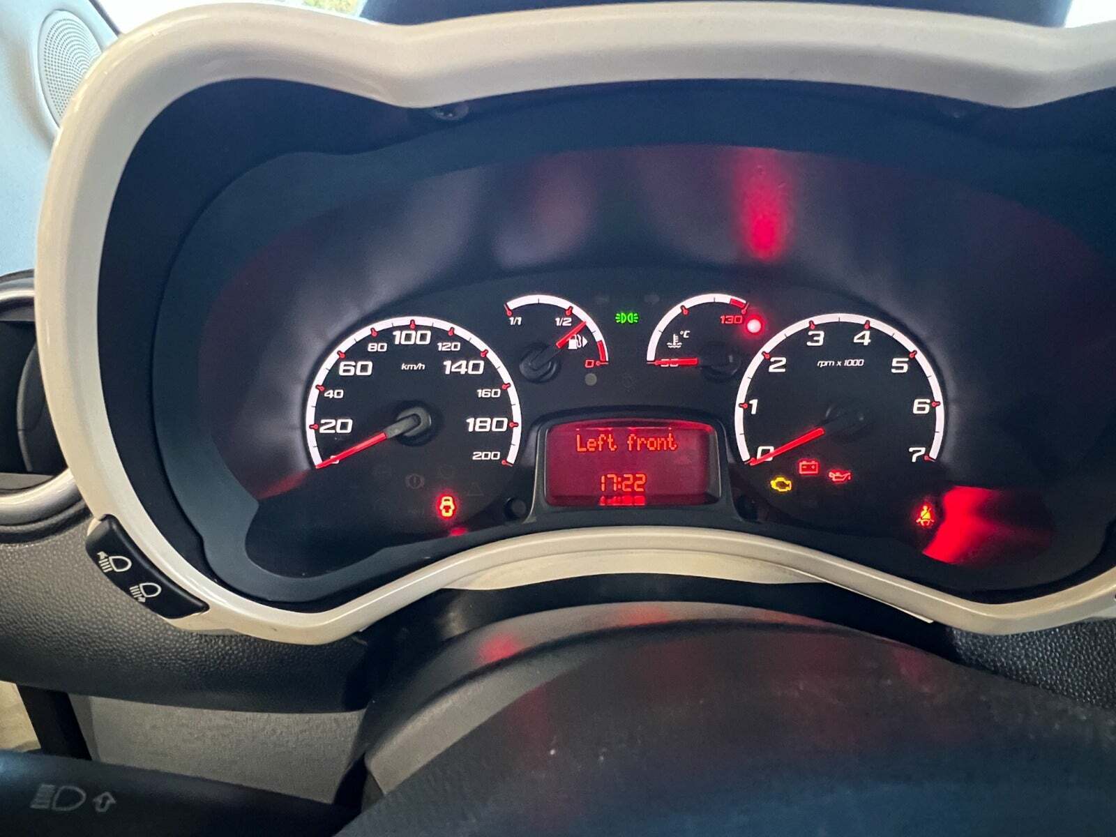 Hvid Ford Ka fra 2014