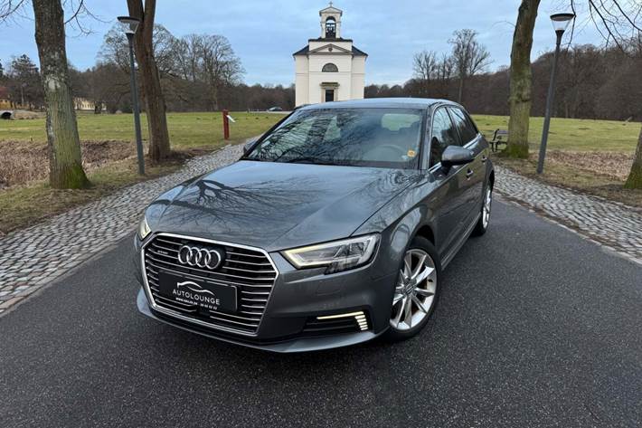 undefined Audi A3 fra 2018 set udefra