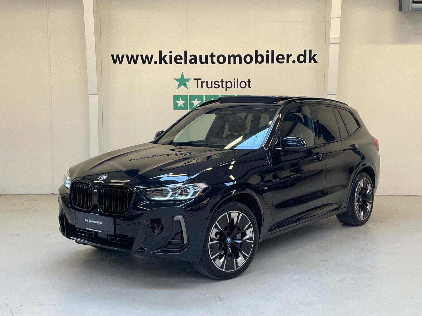 BMW iX3 Charged Plus M-Sport