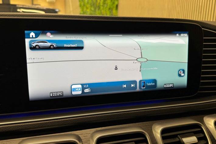 Grå Mercedes GLE53 fra 2025