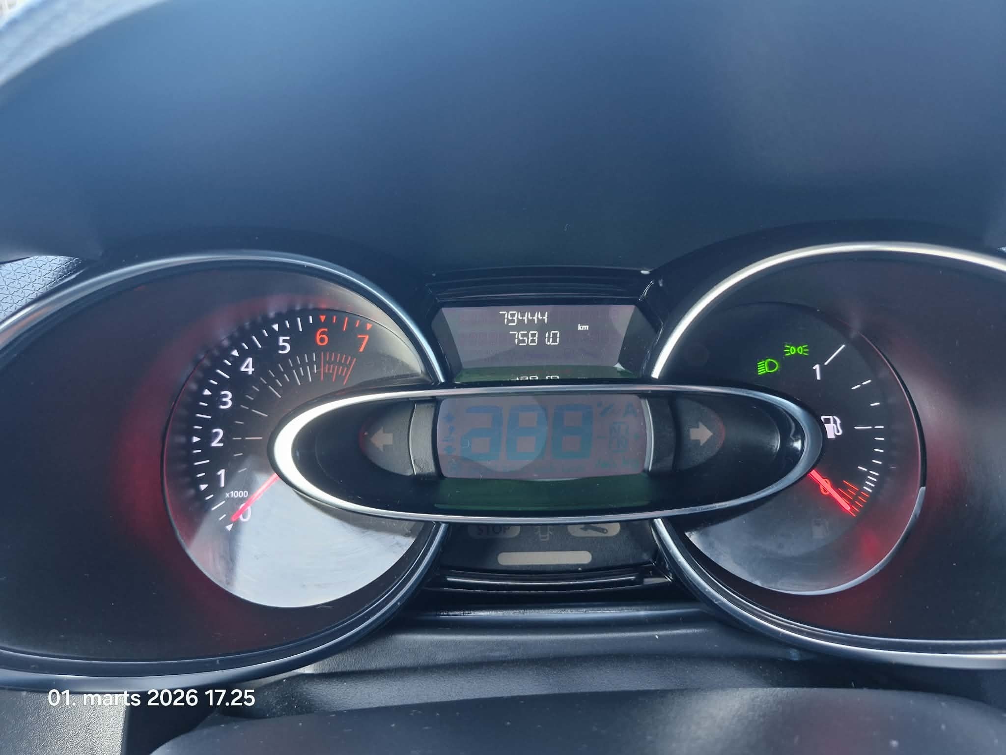 Sort Renault Ny Clio fra 2020