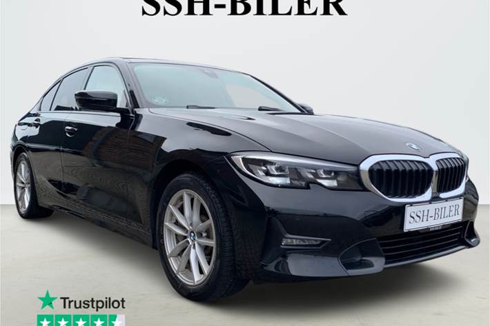 undefined BMW 330e fra 2021 set udefra