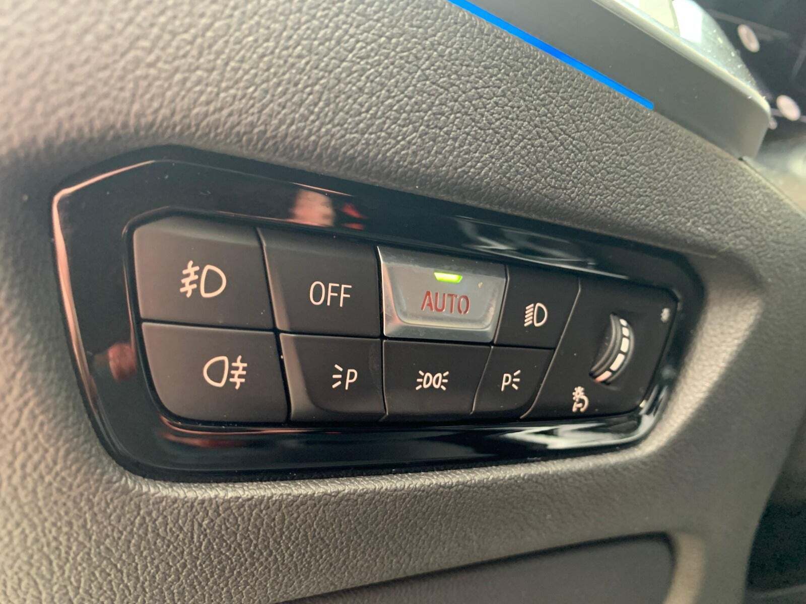 undefined BMW 330e fra 2021