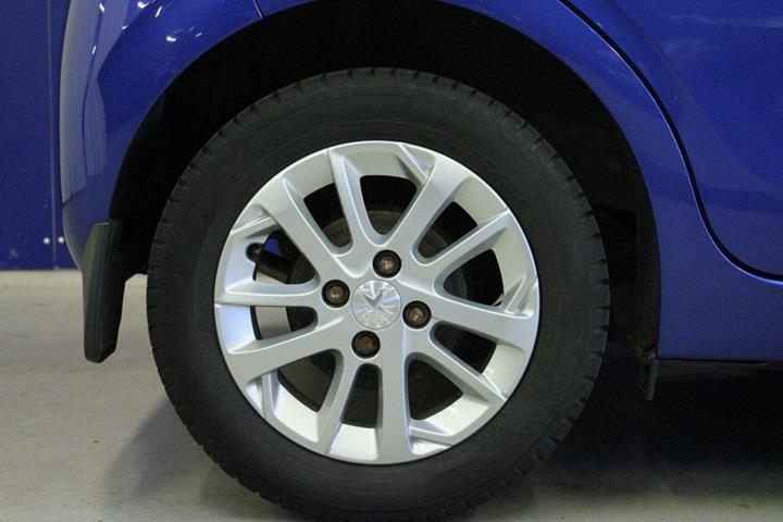 Blå Peugeot 108 fra 2020