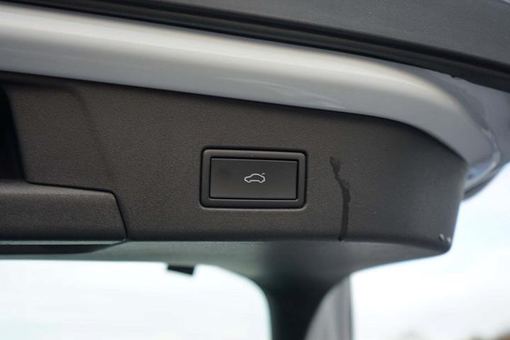 Hvid VW ID.5 fra 2023