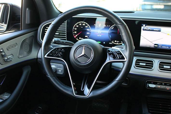 Grå Mercedes GLE350 de fra 2024