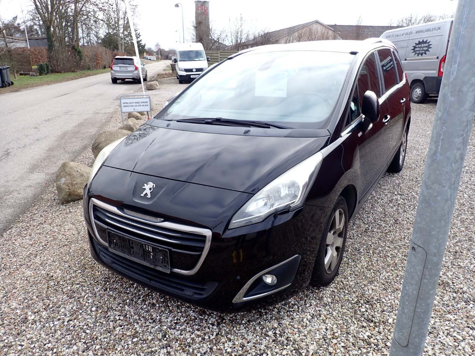 Peugeot 5008 1,2 e-THP 130 Allure 7prs