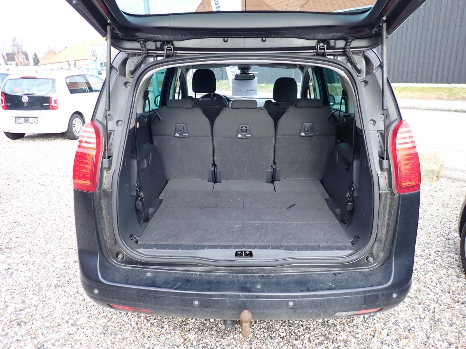 Sort Peugeot 5008 fra 2017