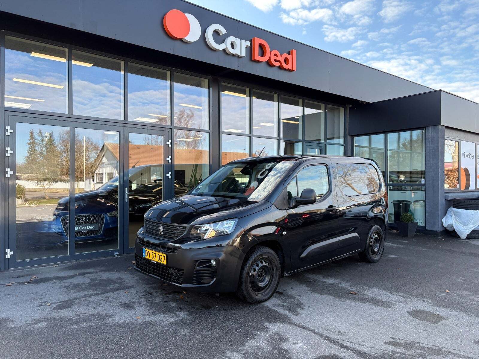 Sort Peugeot Partner fra 2019