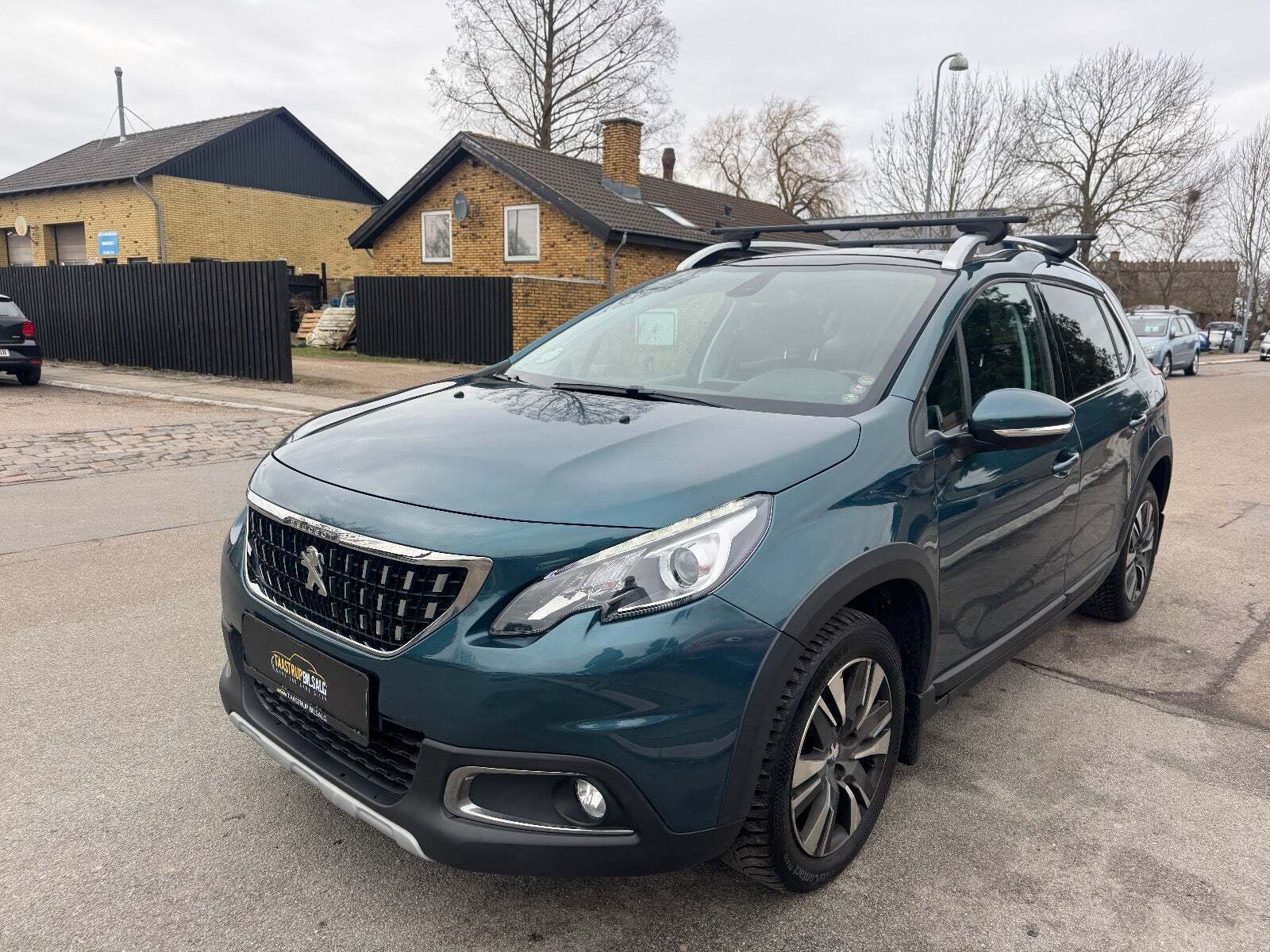 Peugeot 2008 1,6 BlueHDi 100 Allure Sky
