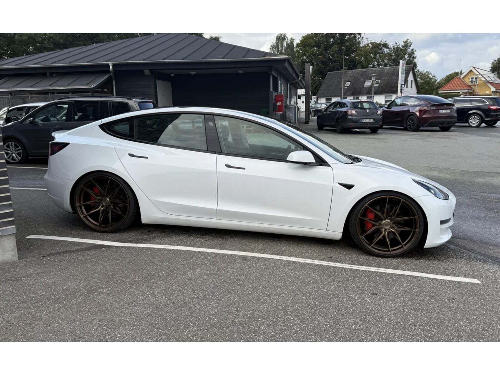 Tesla Model 3 Performance AWD