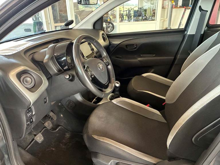 Toyota Aygo 1,0 VVT-i x-clusiv