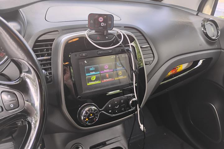 Hvid Renault Captur fra 2016