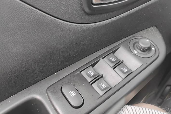 Hvid Renault Captur fra 2016