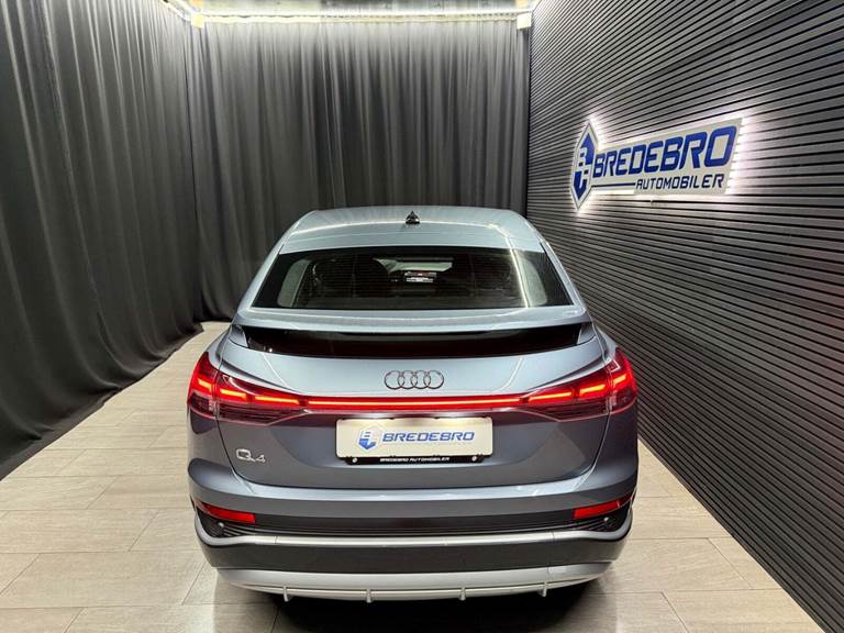 Audi Q4 e-tron 45 S-line Sportback