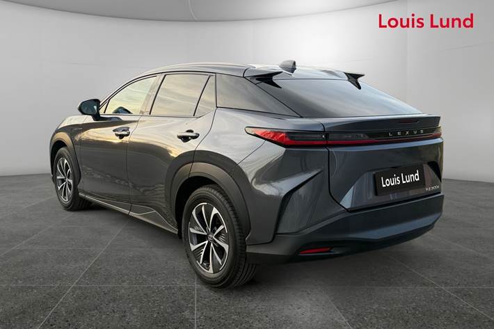Grå Lexus RZ fra 2025