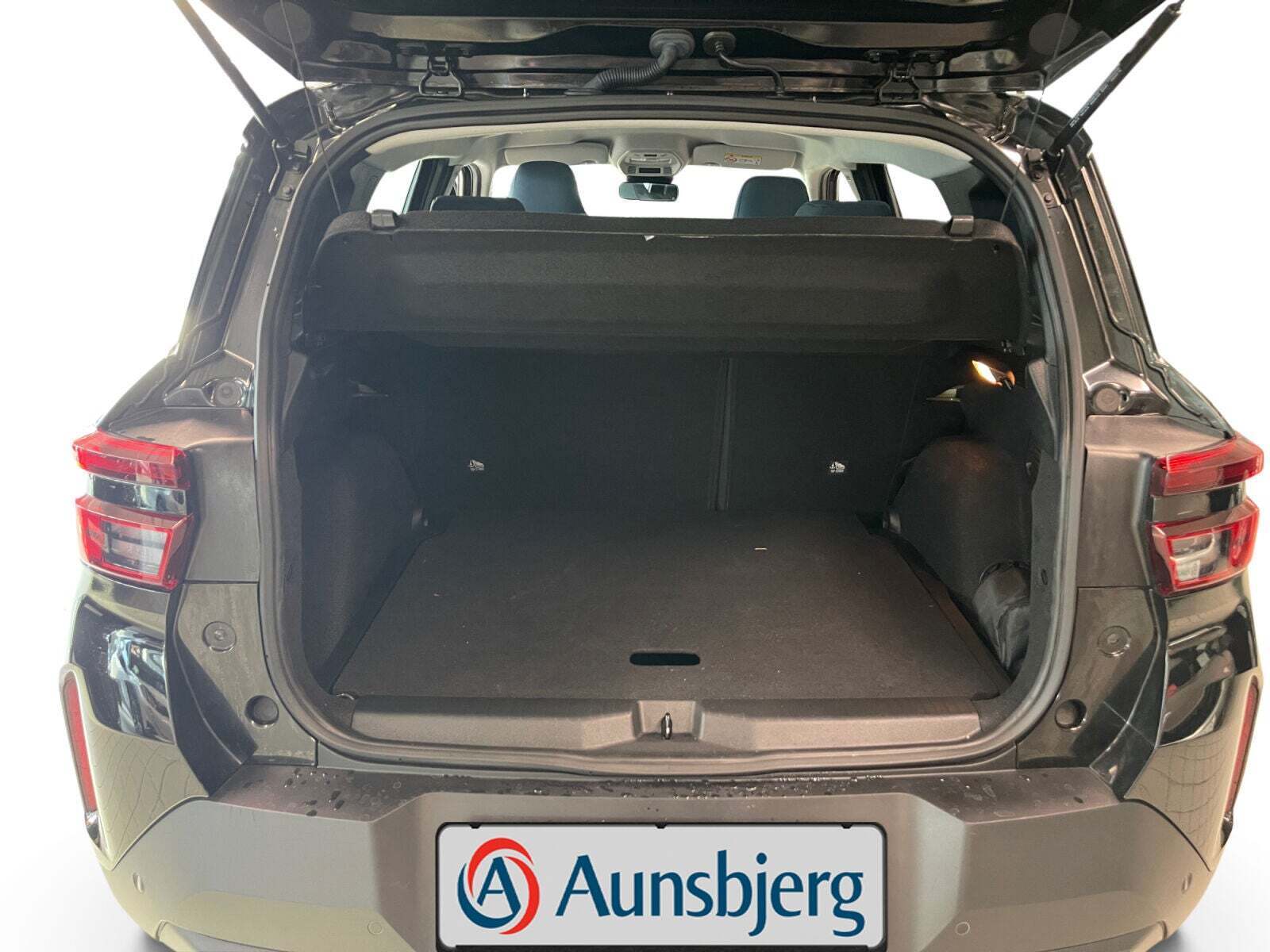 Sort Opel Frontera fra 2025