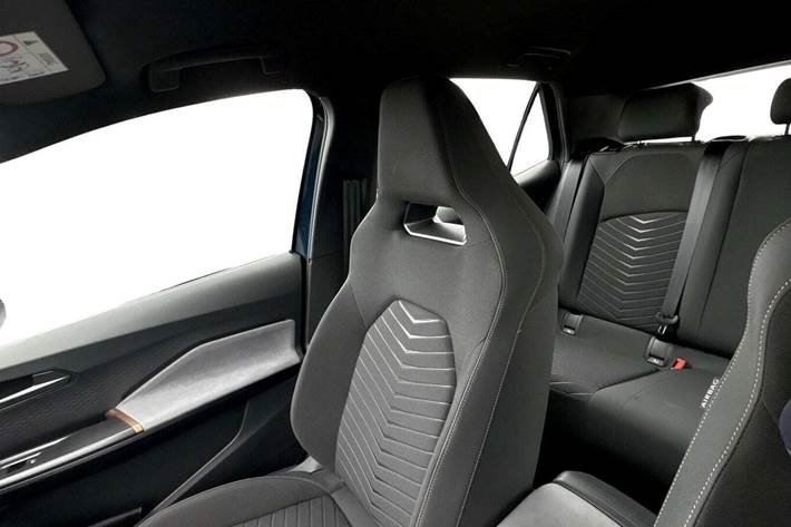 Blå Cupra Born fra 2022