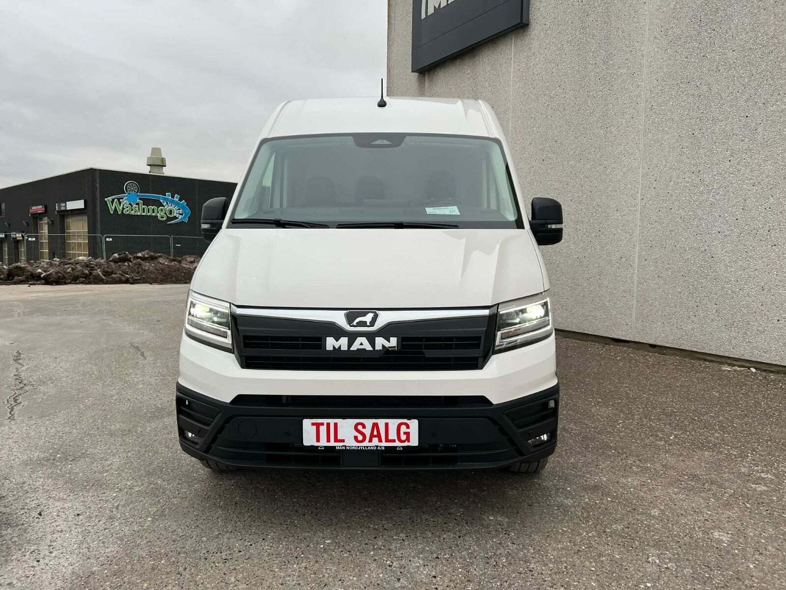 MAN TGE 2,0 3.180 Kassevogn L3H3 aut. AWD