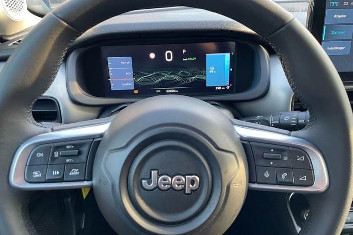 Blå Jeep Avenger fra 2024