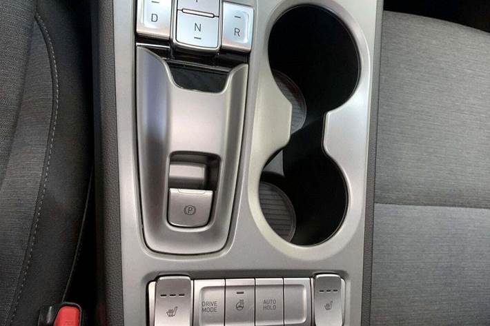 Blå Hyundai Kona fra 2022