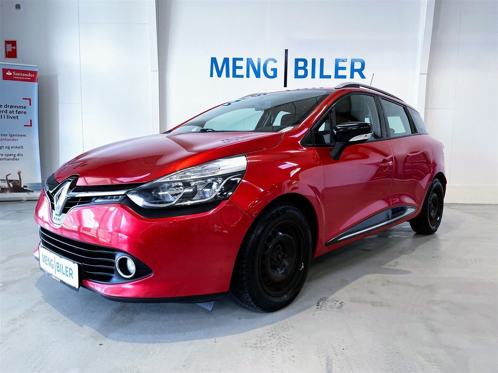 Rød Renault Clio fra 2016 set udefra