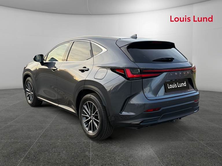 Lexus NX 2,5 450h+ Plugin-hybrid Business Plus 4WD 309HK 5d Trinl. Gear