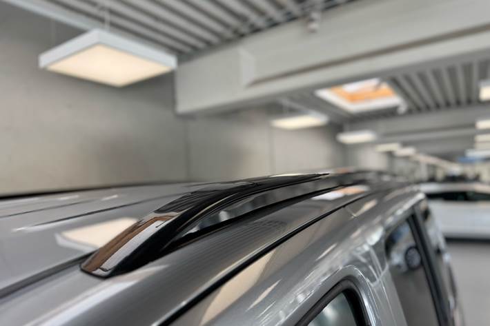 Grå Opel Combo-e Life fra 2025