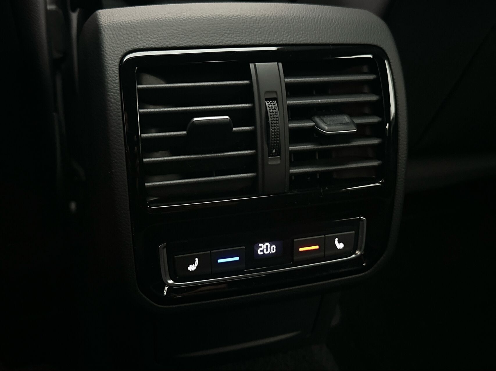 Sort VW Arteon fra 2020