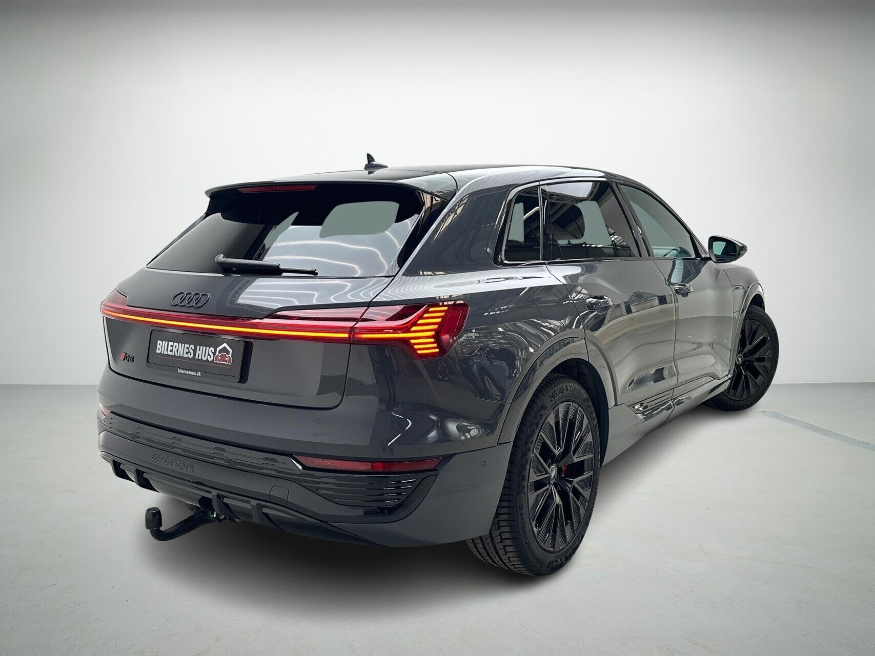 Audi Q8 50 E-tron S Line Quattro 340HK 5d Aut.