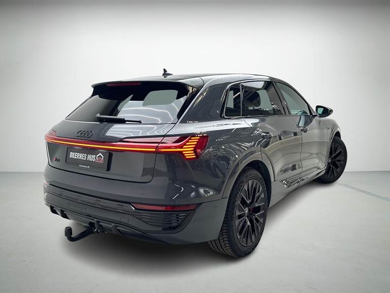Audi Q8 50 E-tron S Line Quattro 340HK 5d Aut.