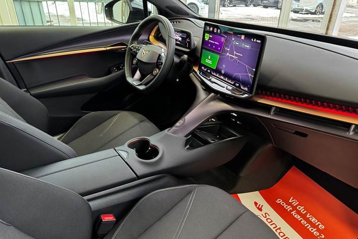 Grå Cupra Tavascan fra 2025