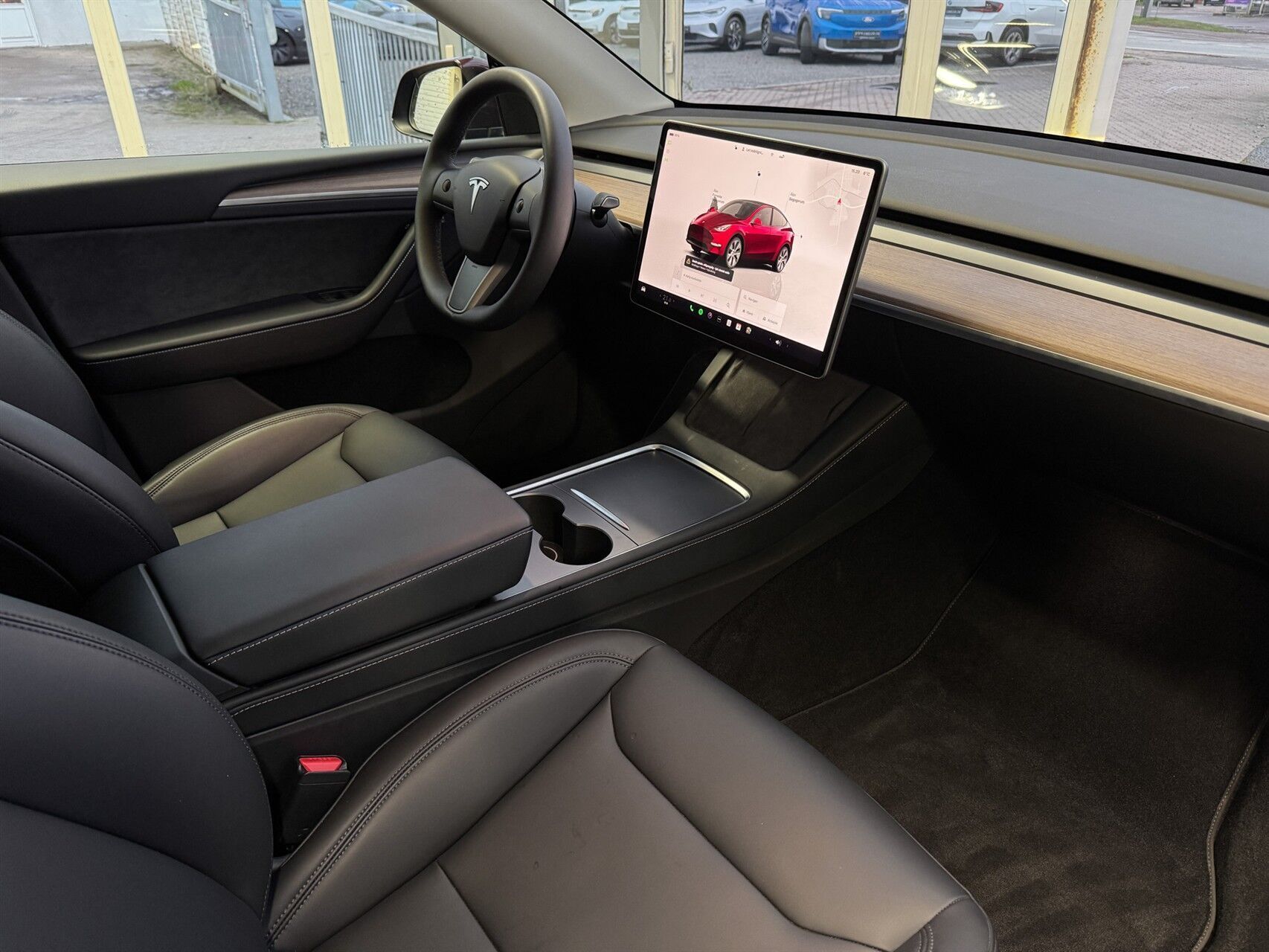 Tesla Model Y EL RWD 299HK 5d Aut.