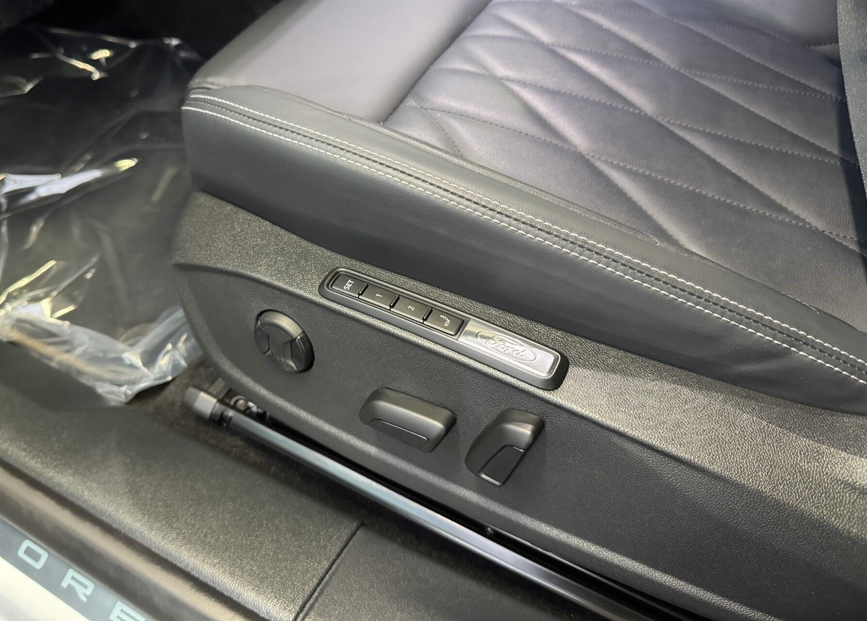 Ford Explorer EL UR Premium RWD 286HK 5d Aut.