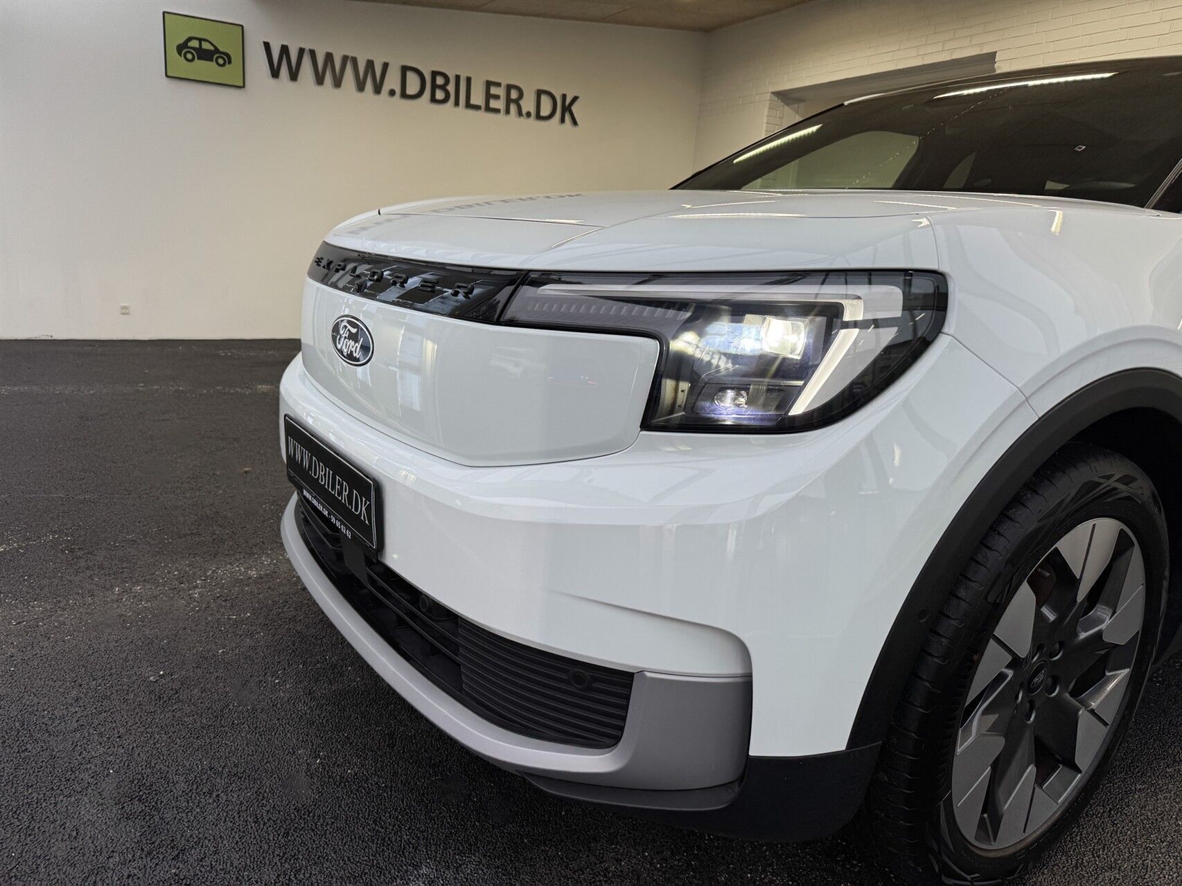 Hvid Ford Explorer fra 2024