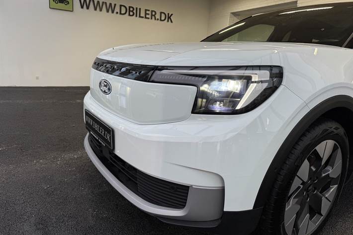 Hvid Ford Explorer fra 2024