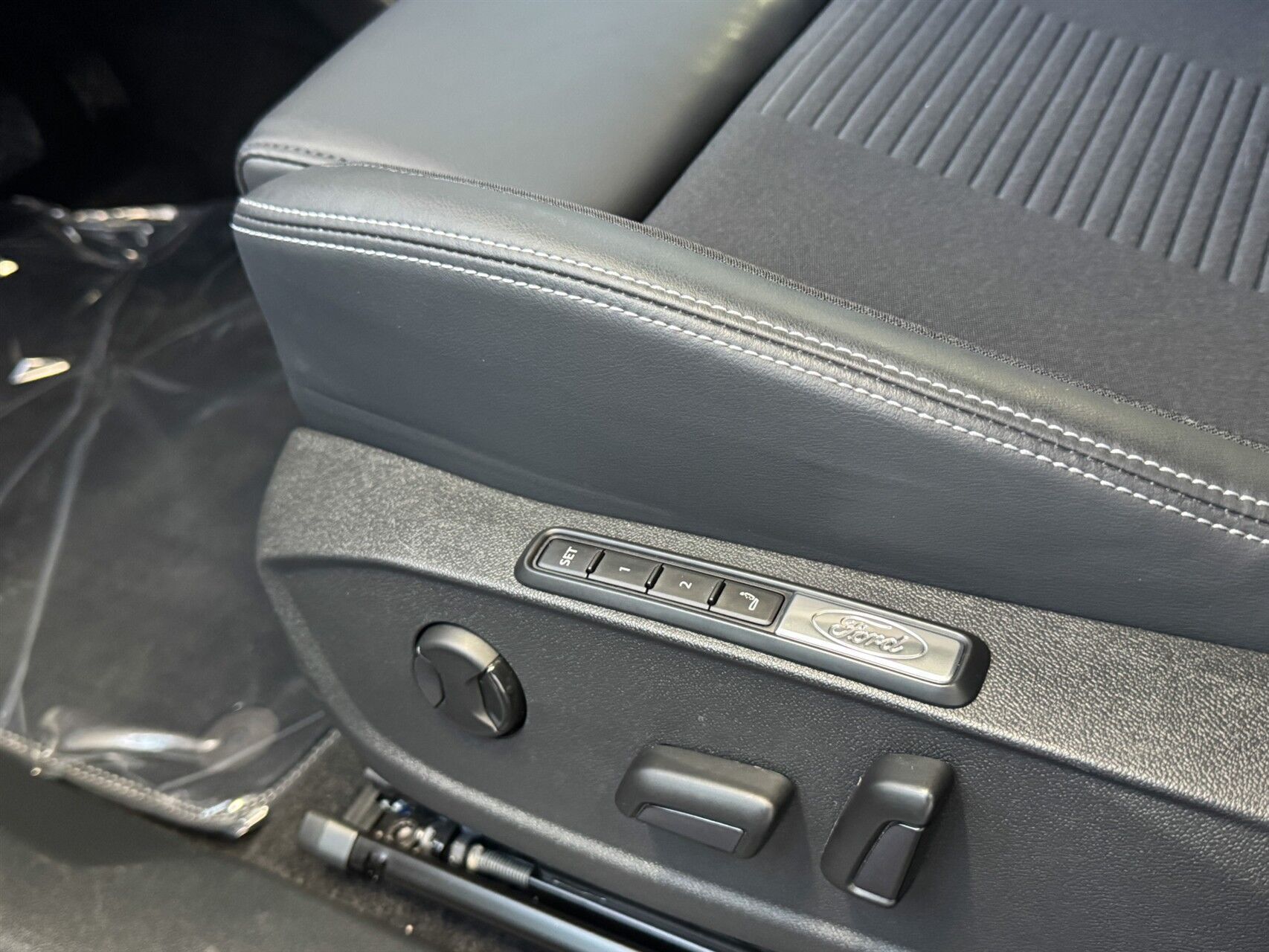 Ford Explorer EL UR Premium RWD 286HK 5d Aut.