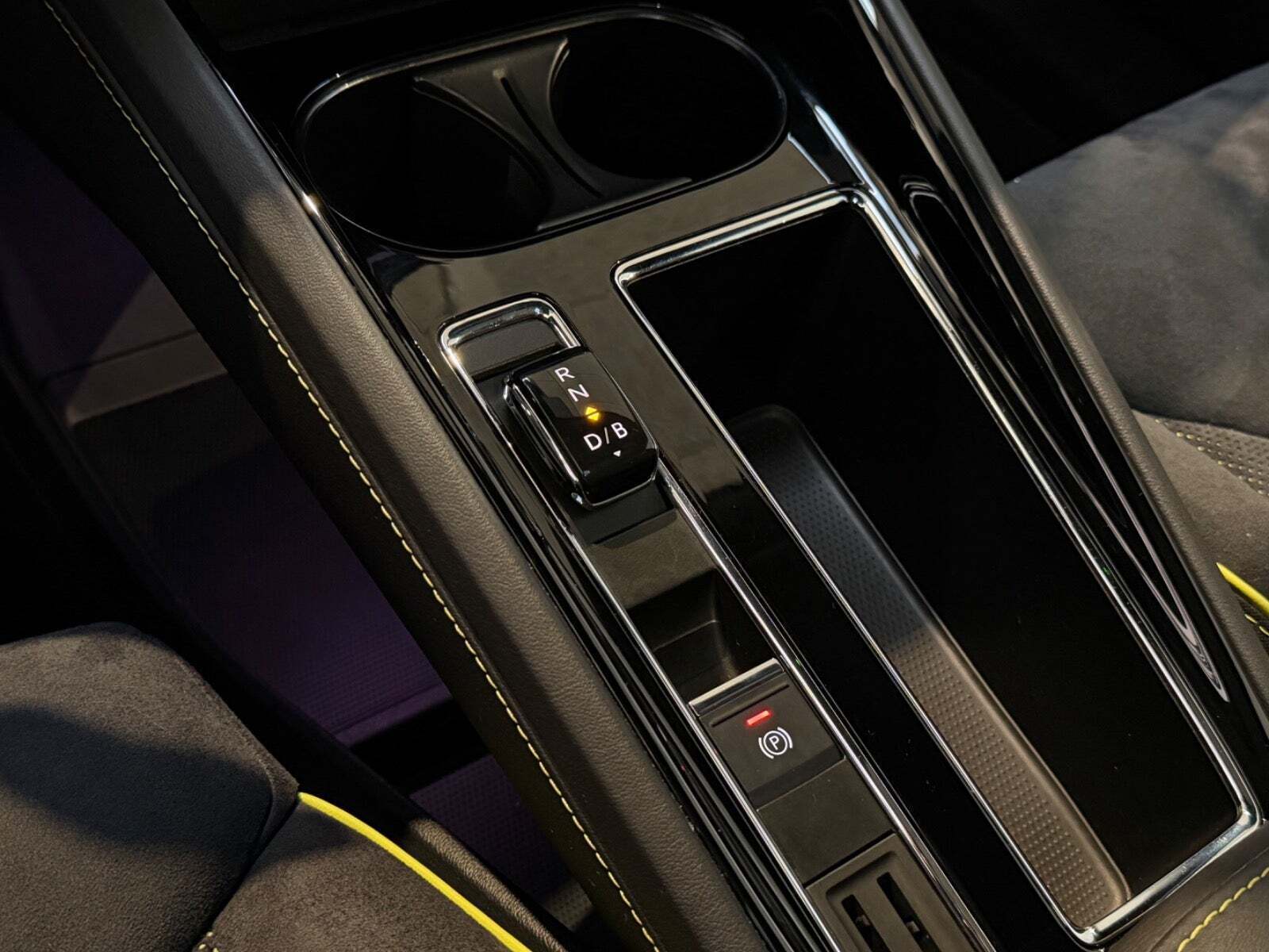 Sort Skoda Enyaq fra 2023