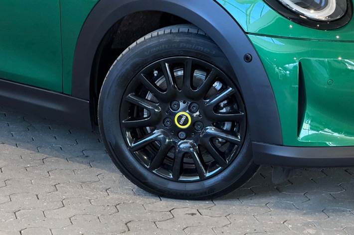 Grøn Mini Cooper SE fra 2023