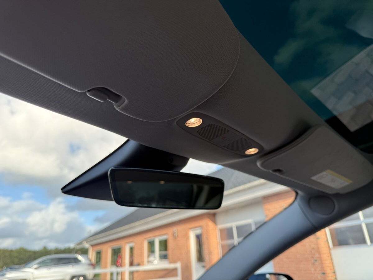 Sort Tesla Model 3 fra 2020