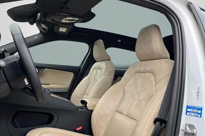 Hvid Polestar 2 fra 2022