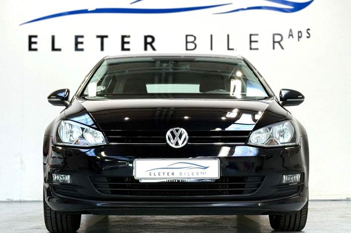Sort VW Golf VII fra 2014
