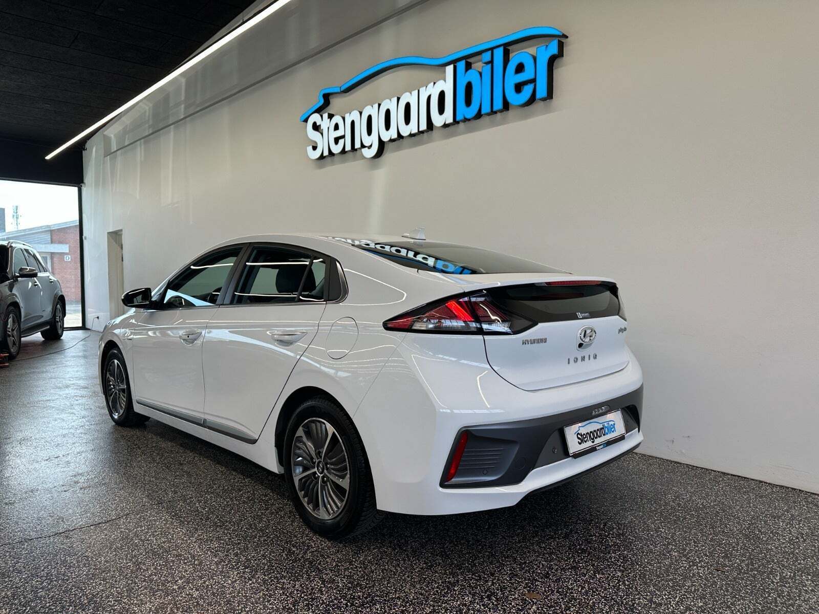 Hyundai Ioniq 1,6 PHEV Premium DCT
