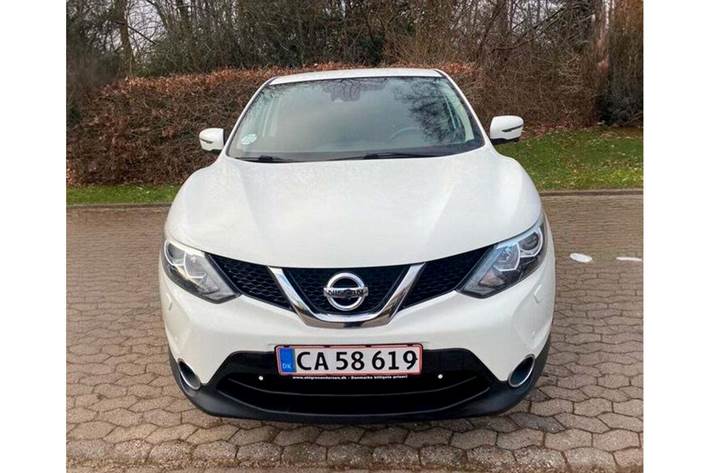 Hvid Nissan Qashqai fra 2018